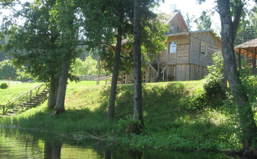 Sukausko-stovykla.-Nuotr.-is-asm.-arch-min.jpg
